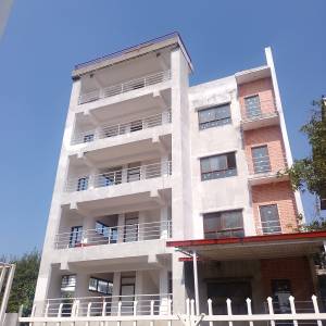 4.5 stories house rent at maharajganj