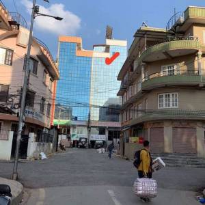 Commercial Bulding Sale t Airpot
