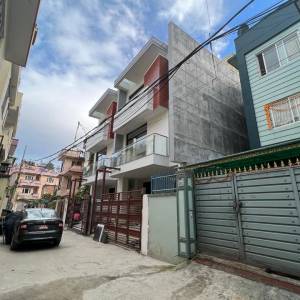 New Bunglow House Sale At Basundhara(Dhapasi Hight)