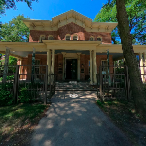 Ujen Property