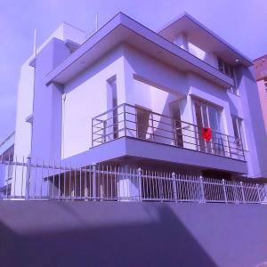 VIP  Bangala House Sale At Bansbari(Golfutar)